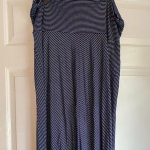 2X Motherhood Maternity Navy Stripe Skirt